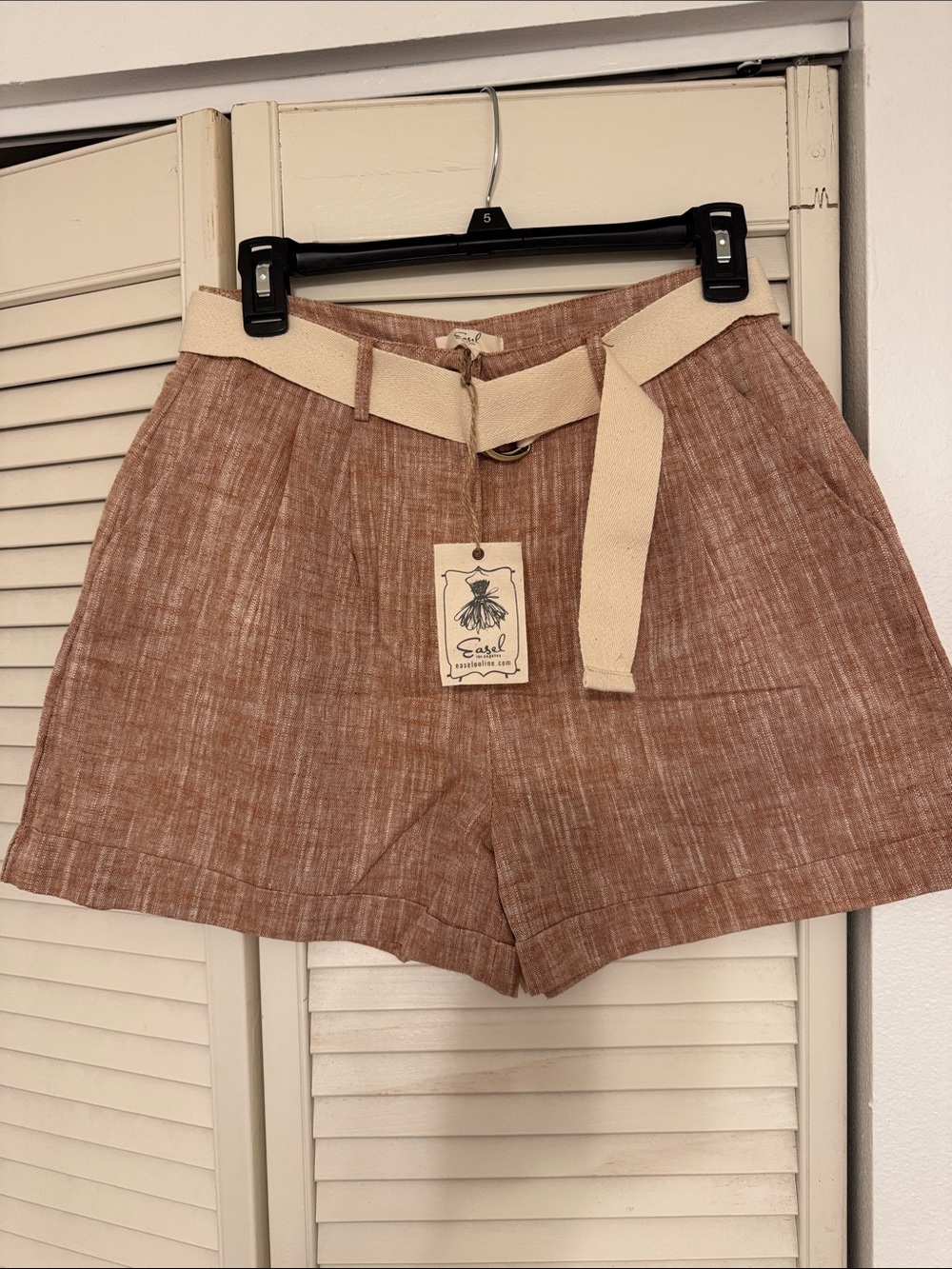 easel Rust-Brown Linen-Blend High Waist Shorts with Cream Belt